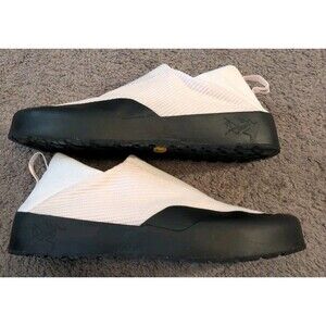Arc’teryx Kragg White Pull On Shoes 245426 Women's 10